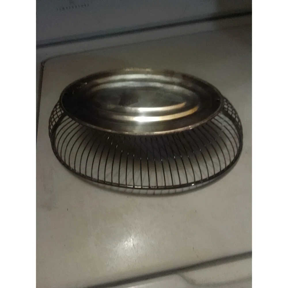 Vintage Made In Italy Silver Plated Fruit Bowl‎ Demensions Are 11